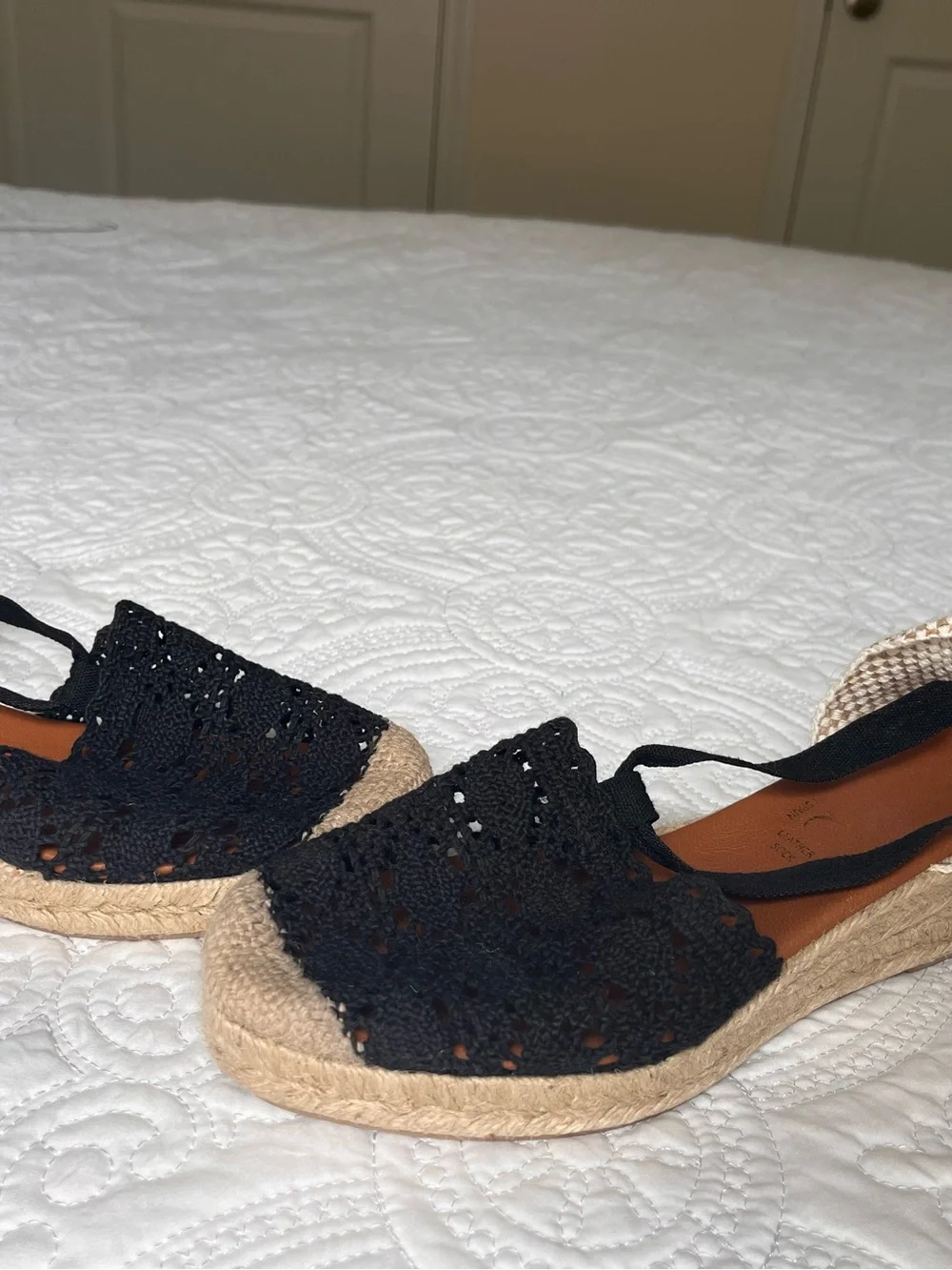 Woven Lace Tie Sandals - Black